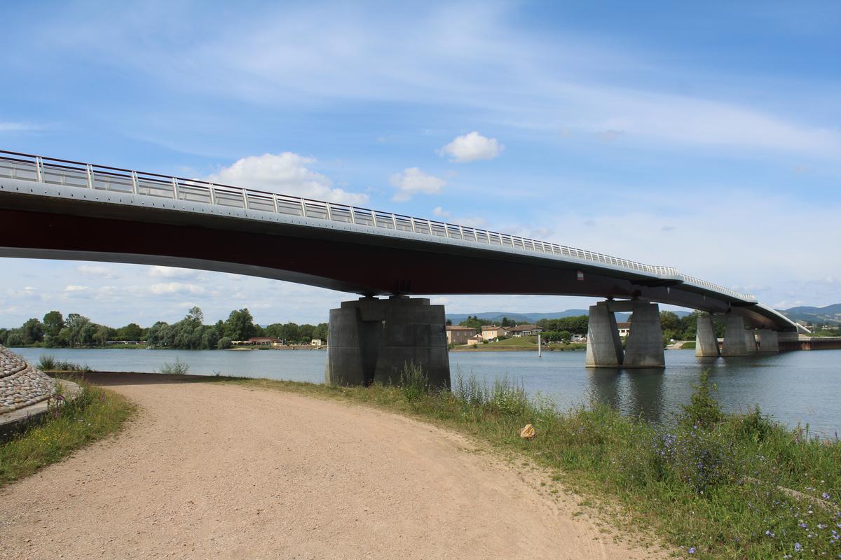 New Arciat Bridge 