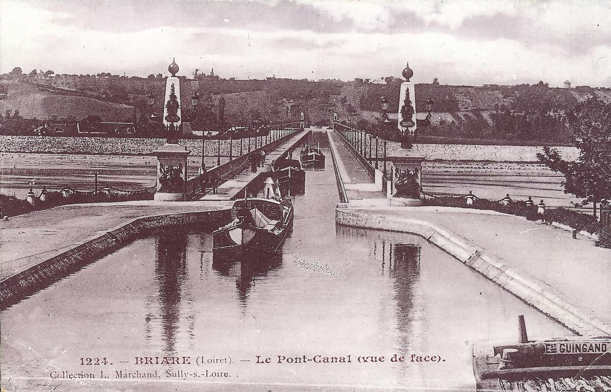 Loire-Kanal-Brücke bei Briare 