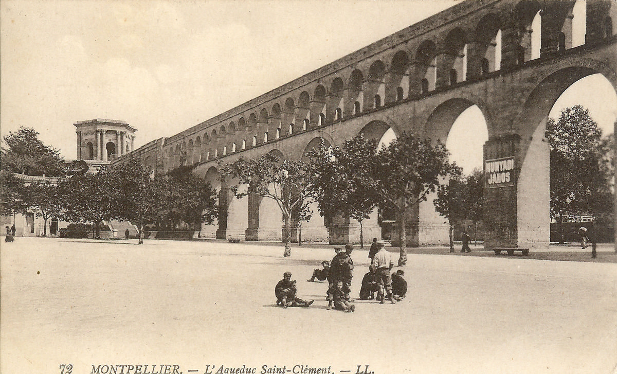 Saint-Clément Aqueduct 