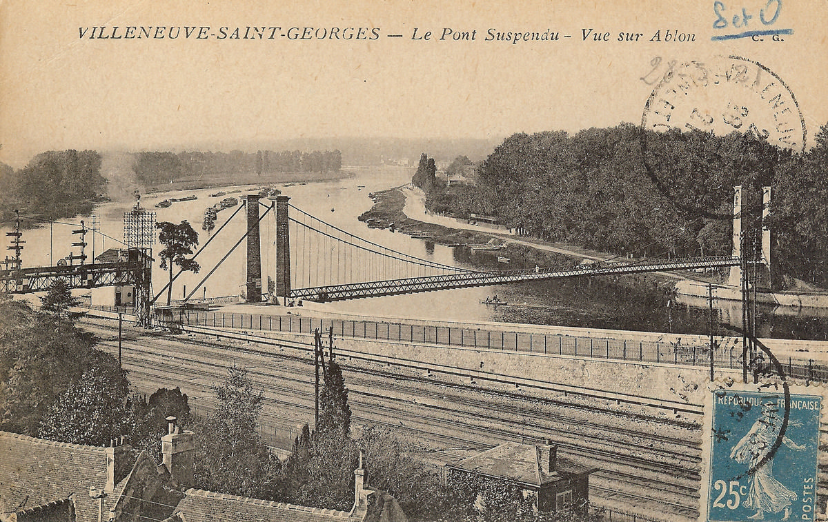 Villeneuve-Saint-Georges Suspension Bridge 