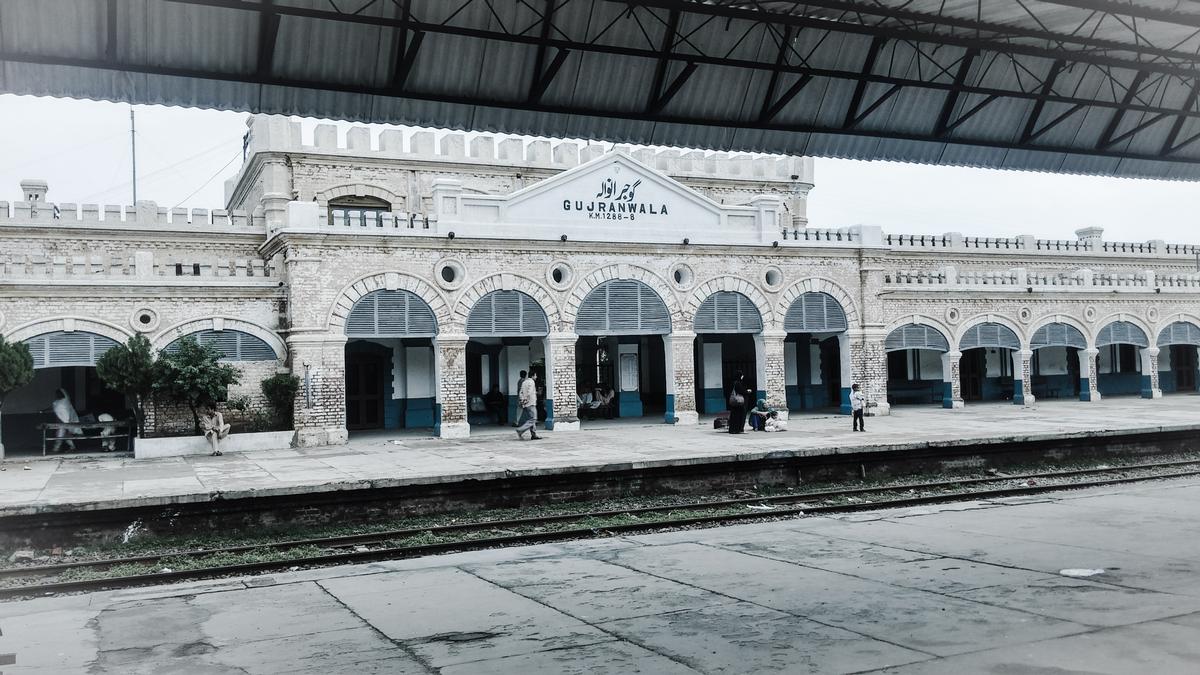 Gujranwala Railway Station 