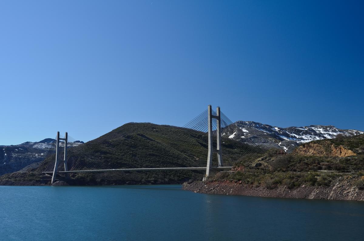 Pont de Barrios de Luna 