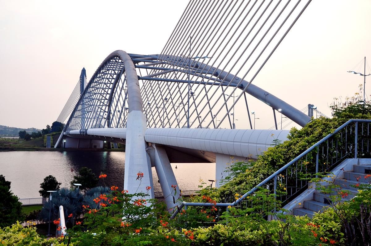 Seri Saujana Bridge 
