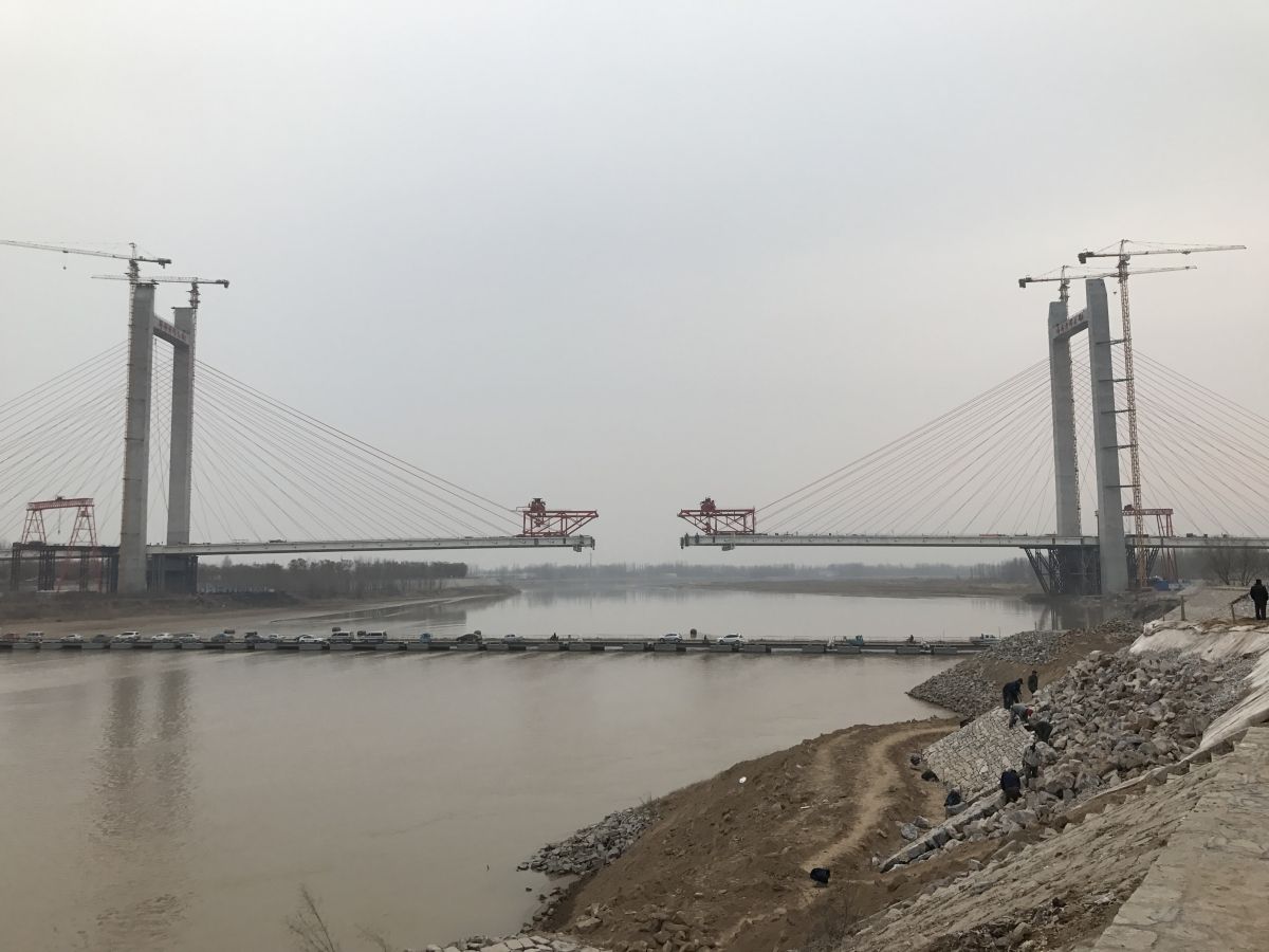 Qihe Yellow River Bridge 