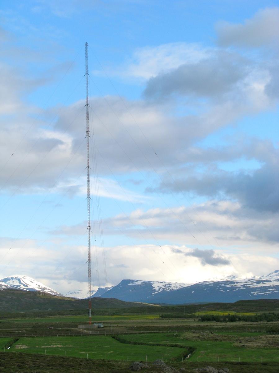 Mât émetteur d'Eiðar 