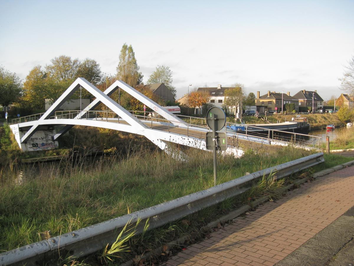 Geh- und Radwegbrücke Brugse Vaart 