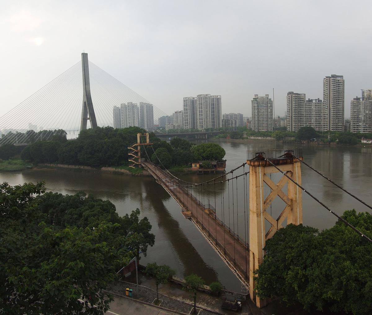 Sanxianzhou-Brücke und Flußparksteg in Fuzhou 