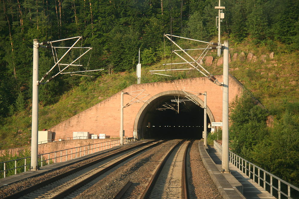 North portal to the Schönrain Tunnel 