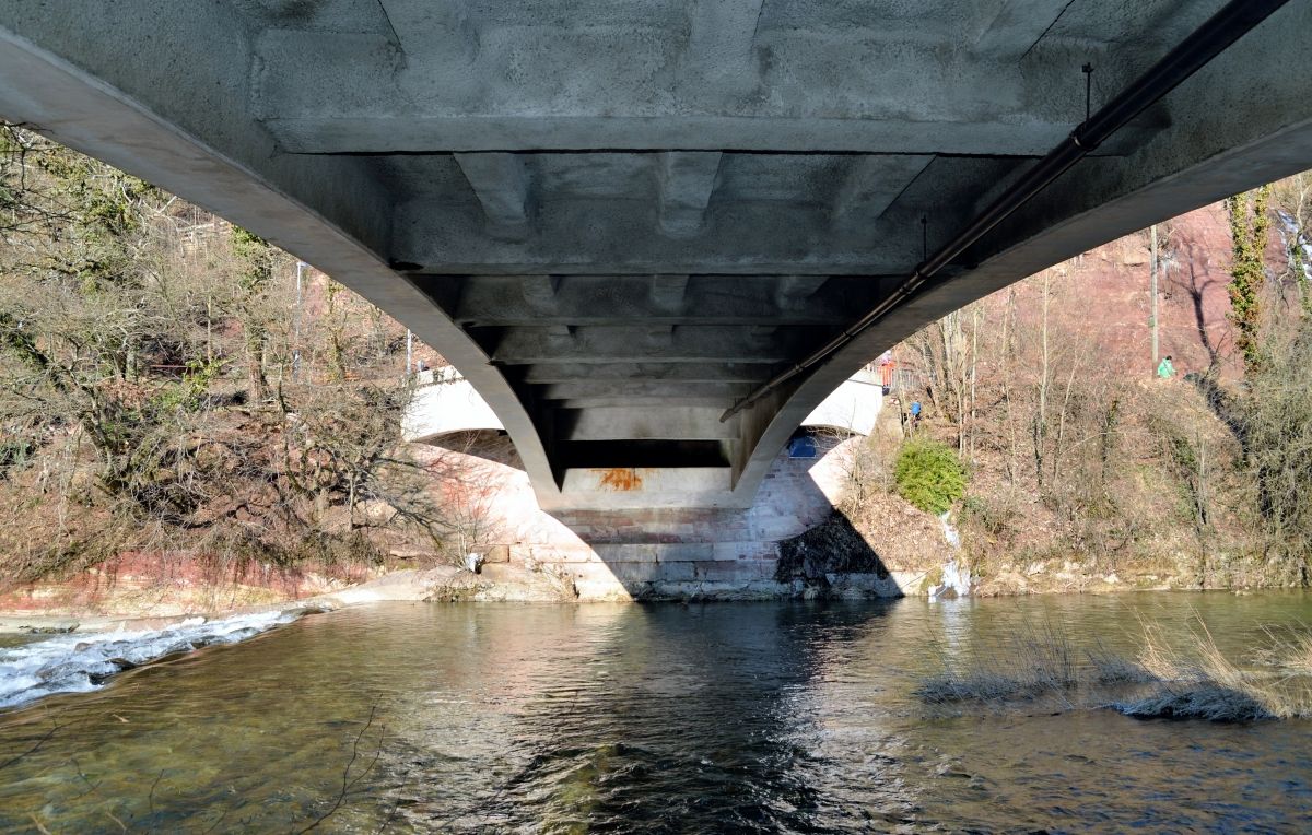 Wiesenbrücke 