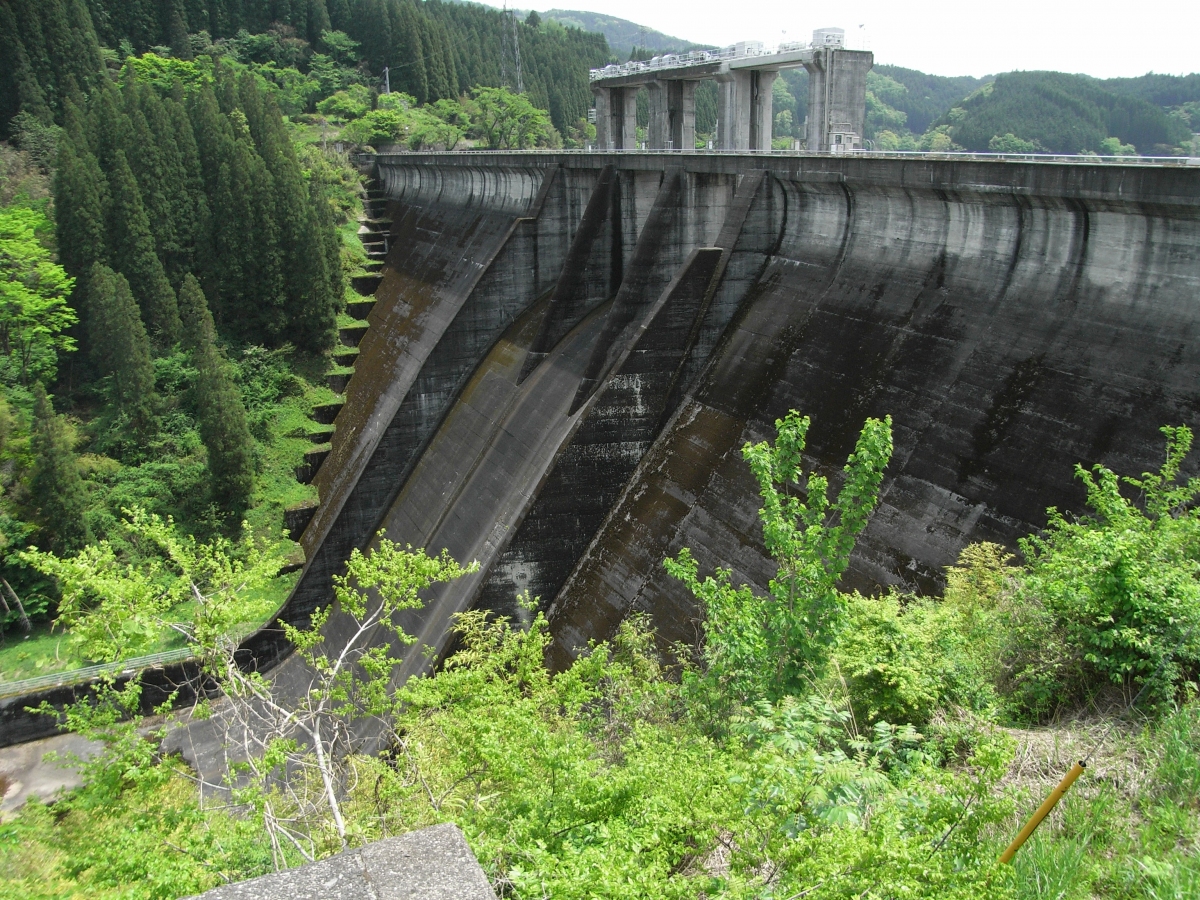 Barrage de Serikawa (Oita) 
