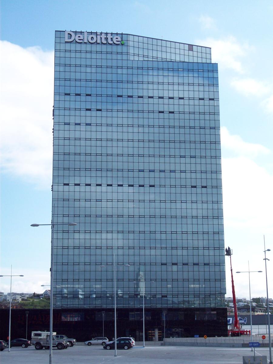 Smáratorg-Turm 