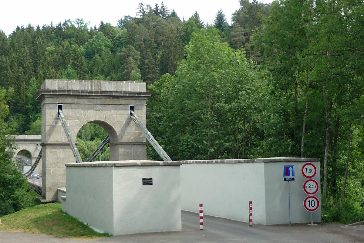 Pont suspendu de Stádlec 