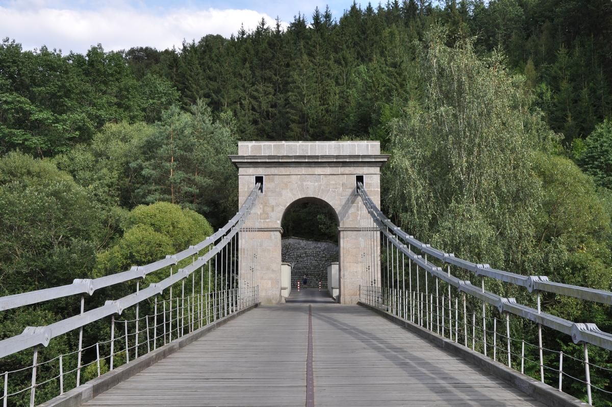 Stádlec Chain Bridge 