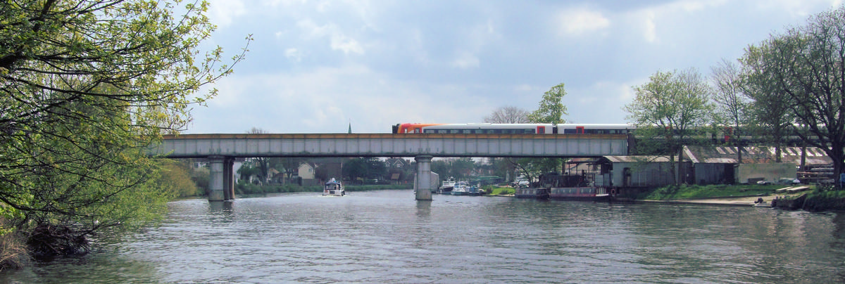 Staines Railway Bridge 
