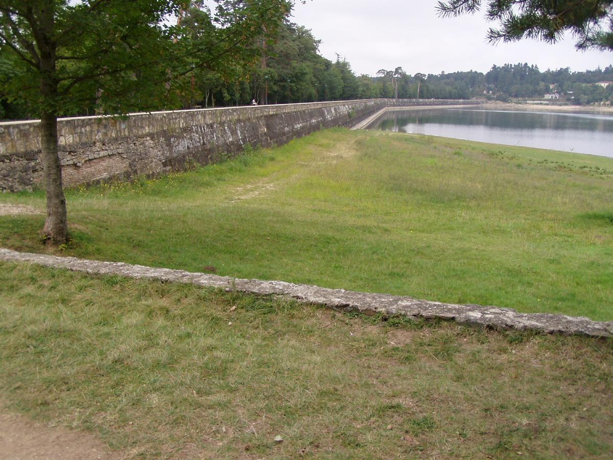 Saint-Férréol Dam 