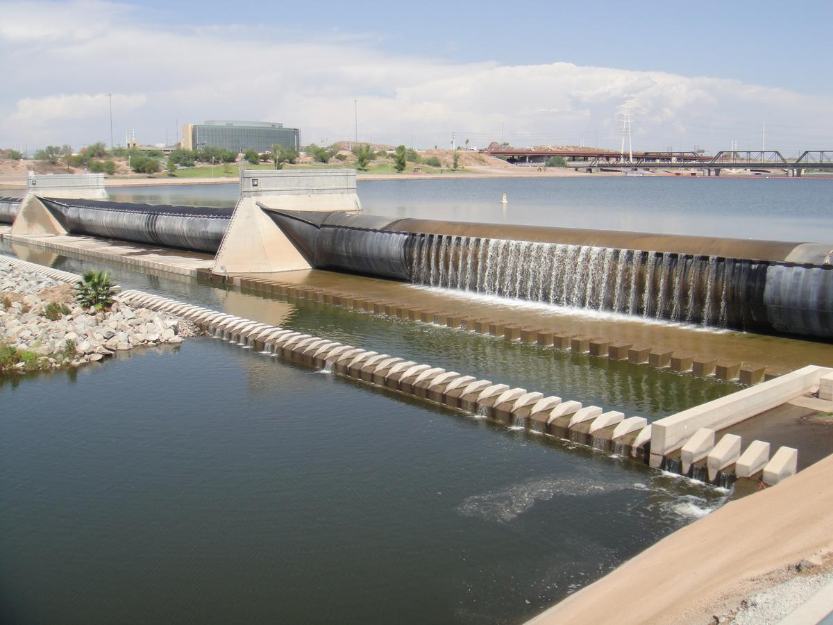 Tempe Town Lake Inflatable Dam 