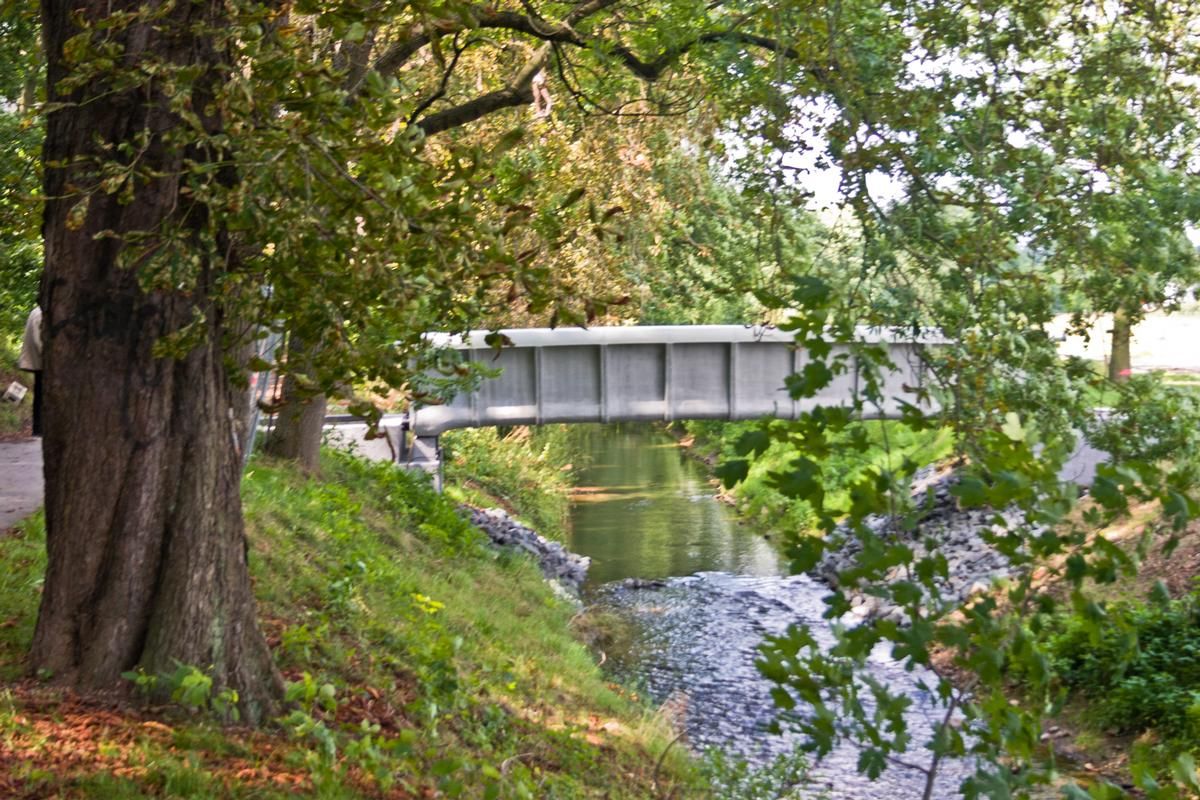 First bridge worldwide made from textile reinforced concrete built in Oschatz, Germany 