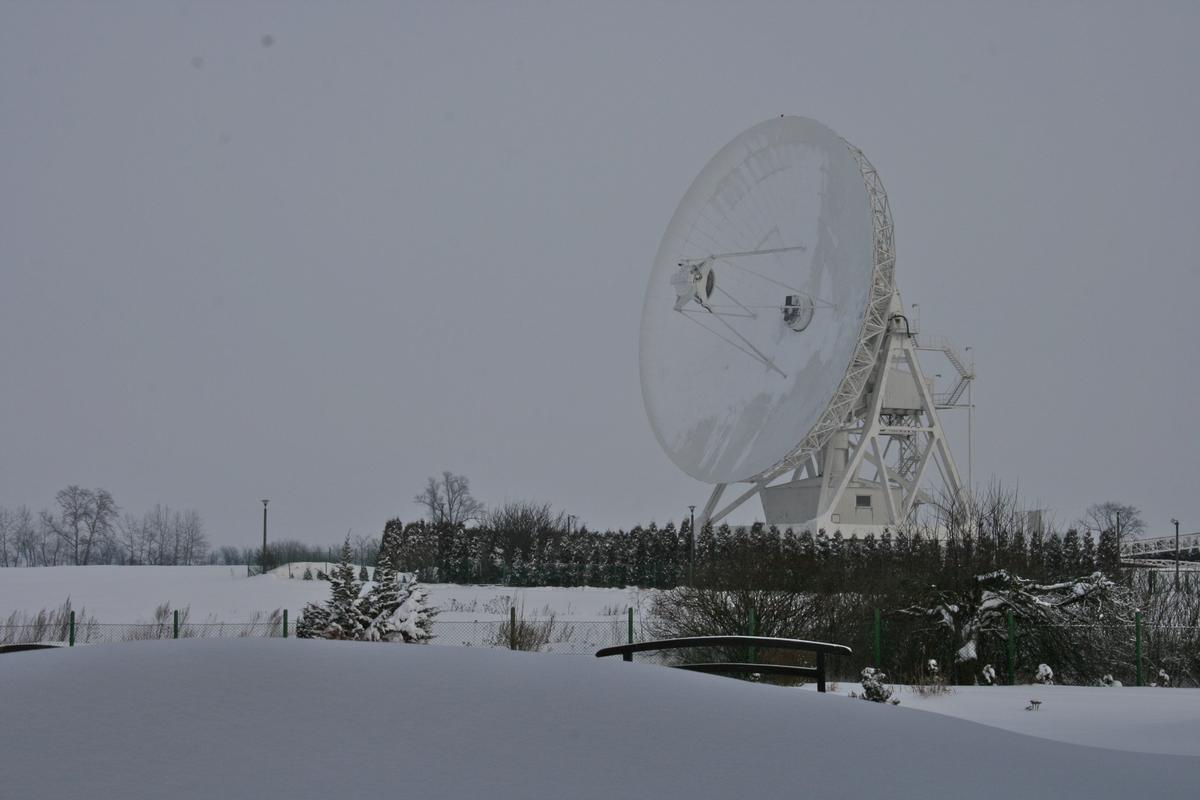 Piwnice Radiotelescope 