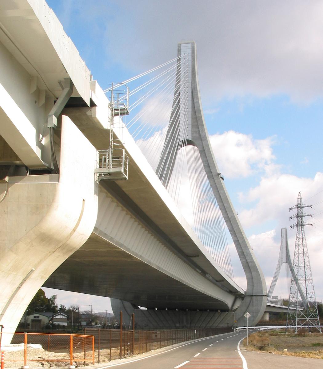 Toyota Arrows Bridge 