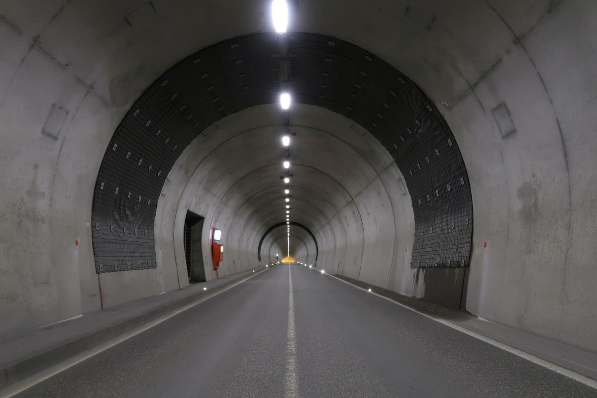 Aclatobel Tunnel 