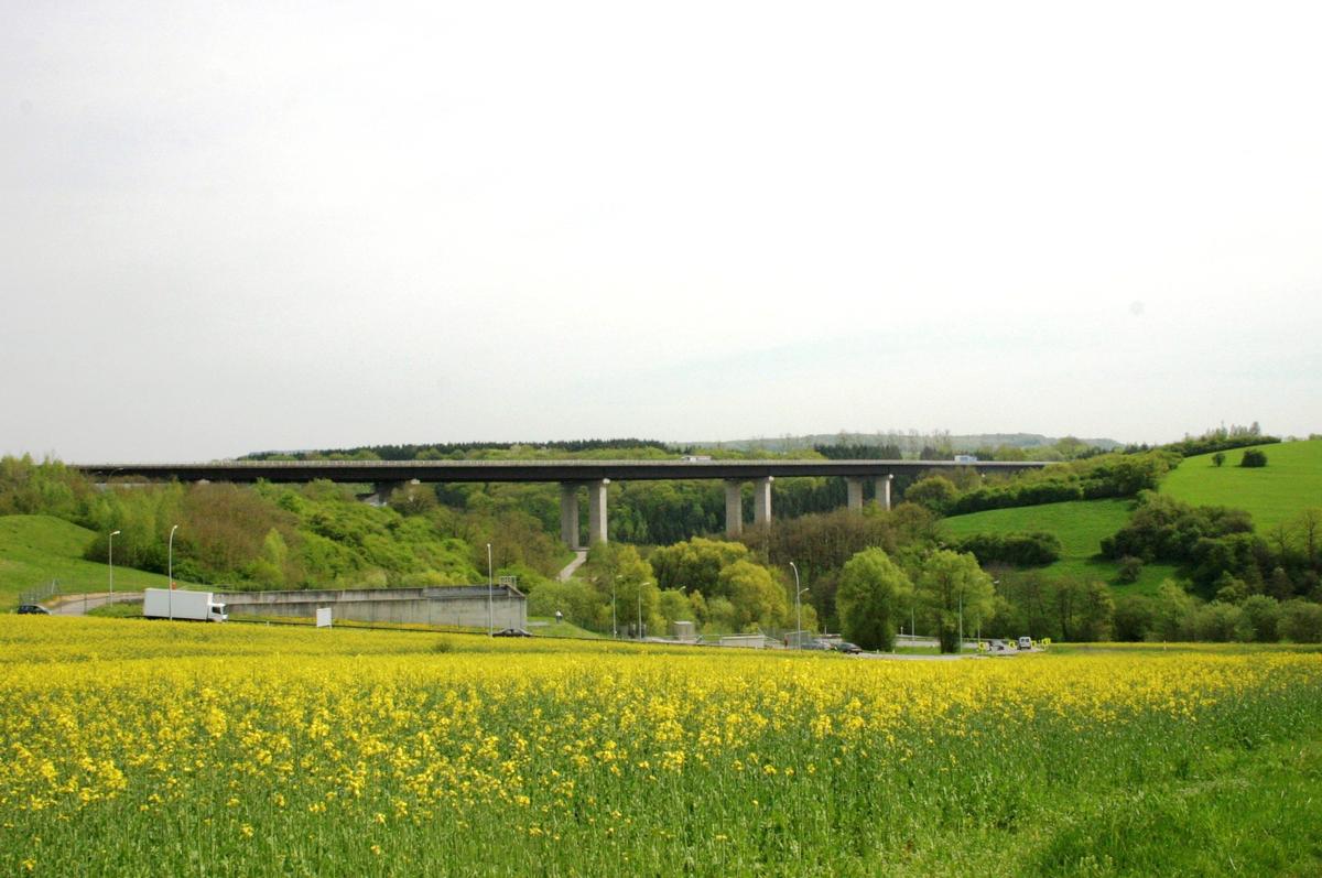 Sernigerbaach Viaduct 