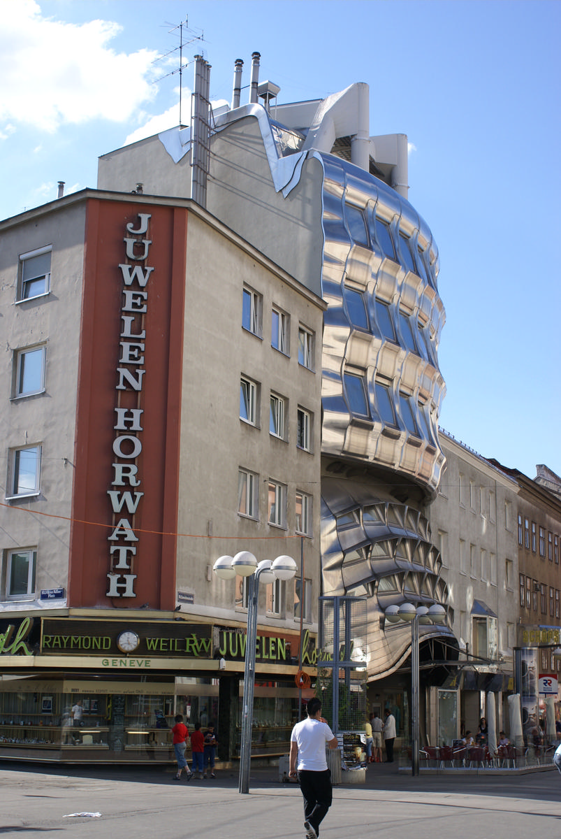 Former bank builidng on Favoritenstrasse, Vienna 
