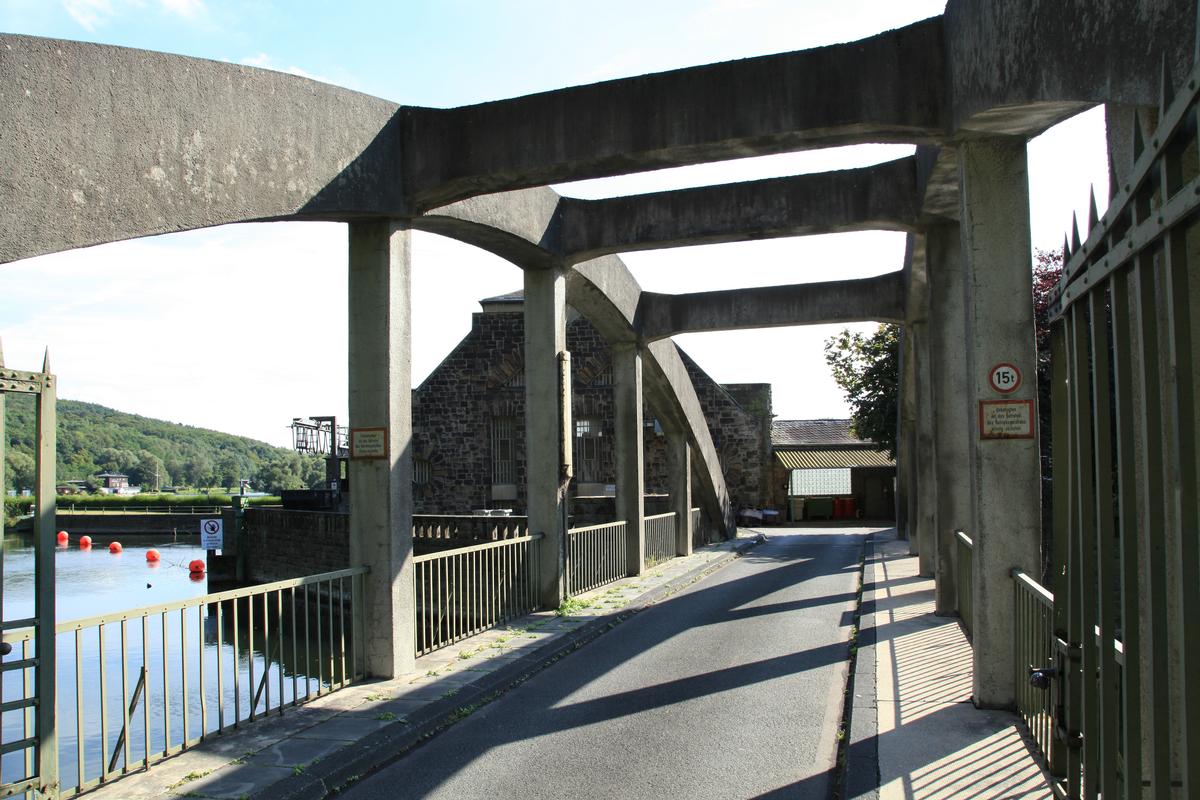 Brücke zum Wasserkraftwerk Hohenstein 