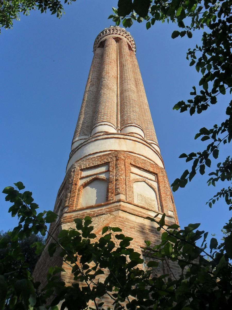 Mosquée Yivli Minare 