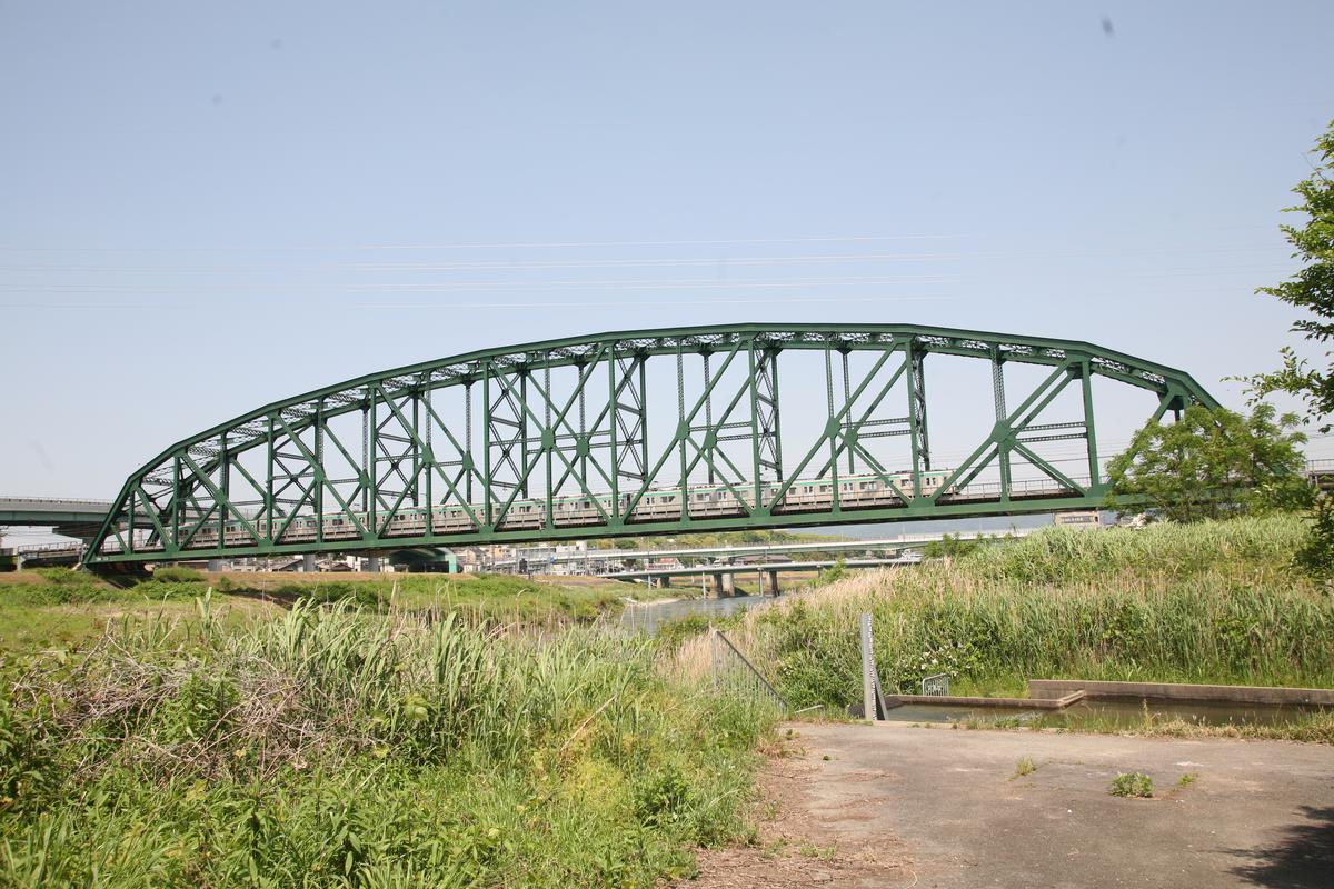 Pont ferroviaire sur le Yodogawa 