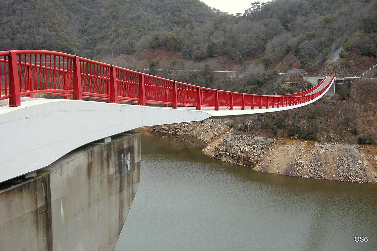 Yume Tsuribashi Bridge 
