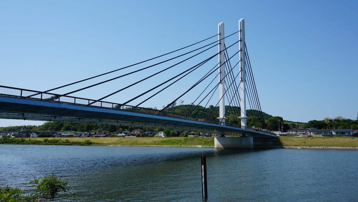 Yuri Bridge 