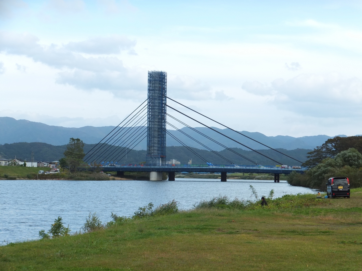 Yuri Bridge 