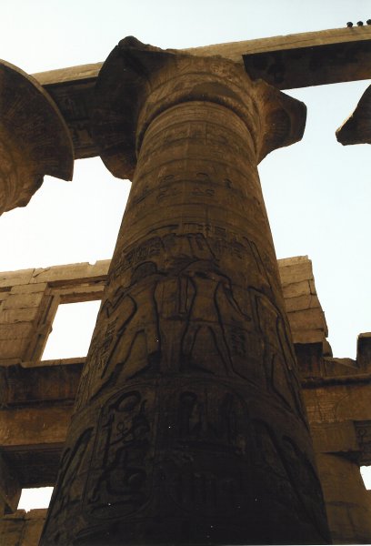 Hypostyl/Großer Säulensaal in der Tempelstadt von Karnak 