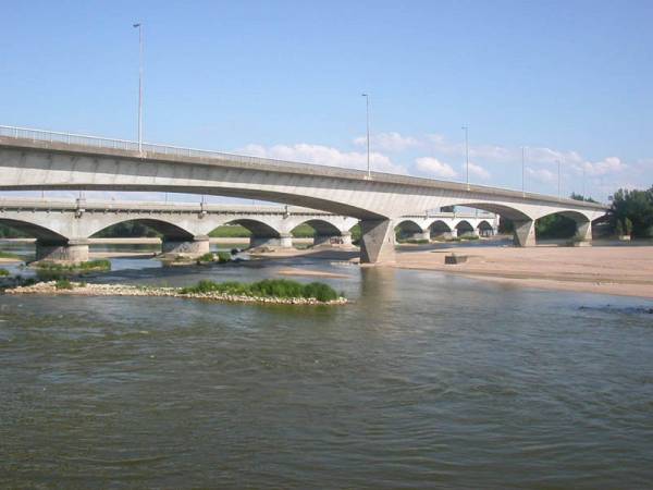 Pont Tinat, Orléans 