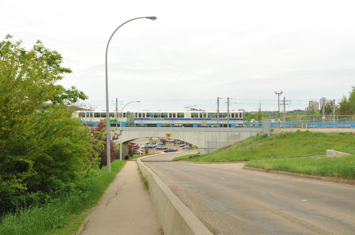 Edmonton Light Rail Transit 