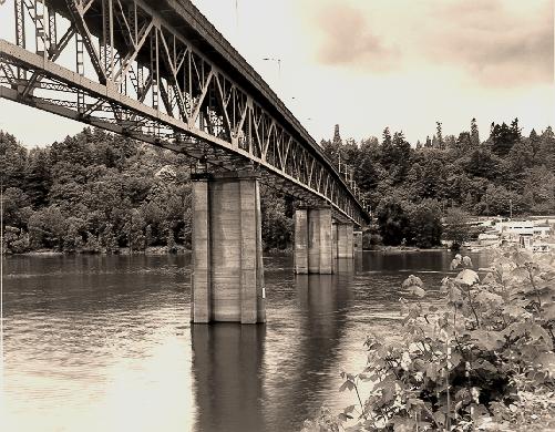 Sellwood Bridge, Portland, Oregon 