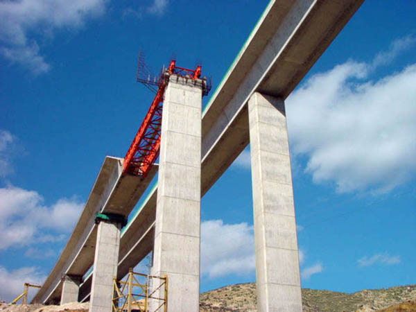 Petra Tou Romiou-Viadukt 