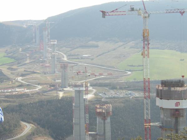 Millau ViaductGeneral view from northern abutment 