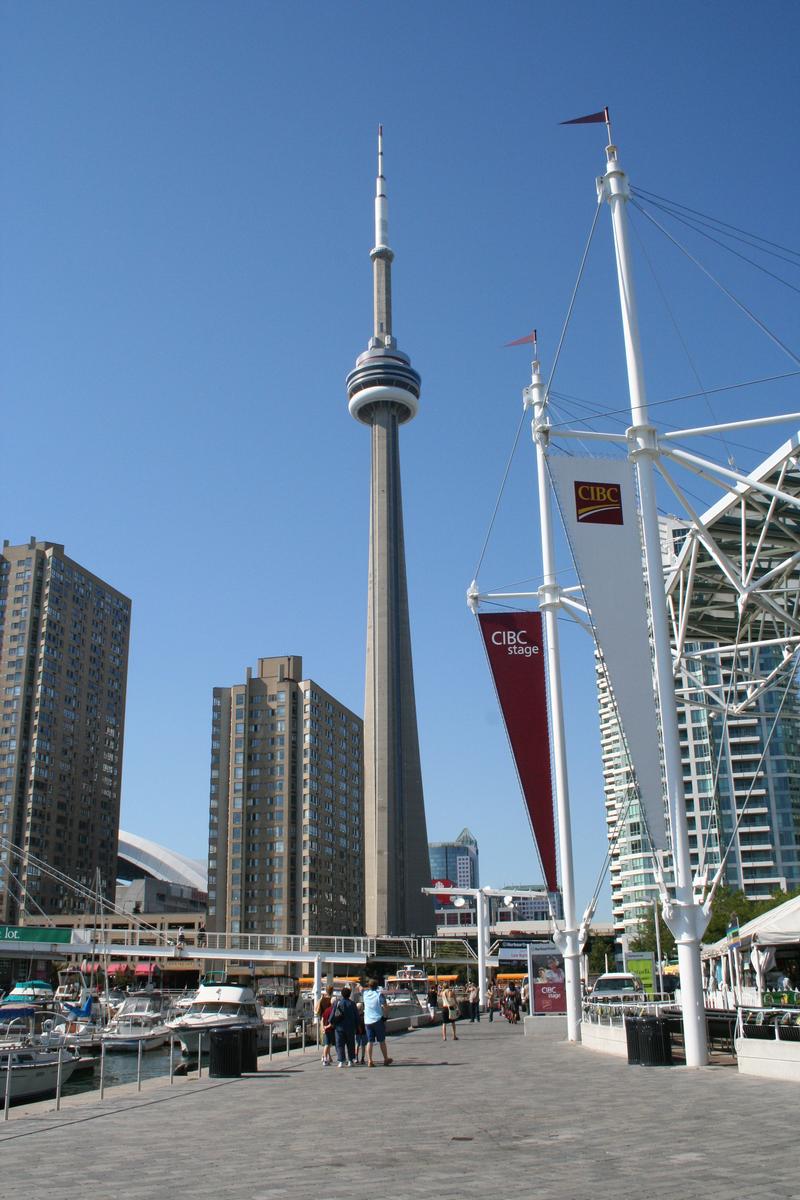 CN Tower - Toronto - Ontario - Canada 