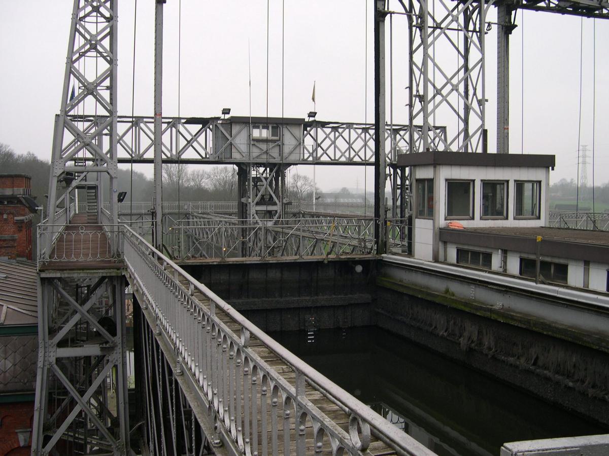 Canal du Centre - Ascenseur de bateaux No. 1Houdeng-Goegnies, Hainaut, Wallonie, Belgique Canal du Centre - Ascenseur de bateaux No. 1 Houdeng-Goegnies, Hainaut, Wallonie, Belgique