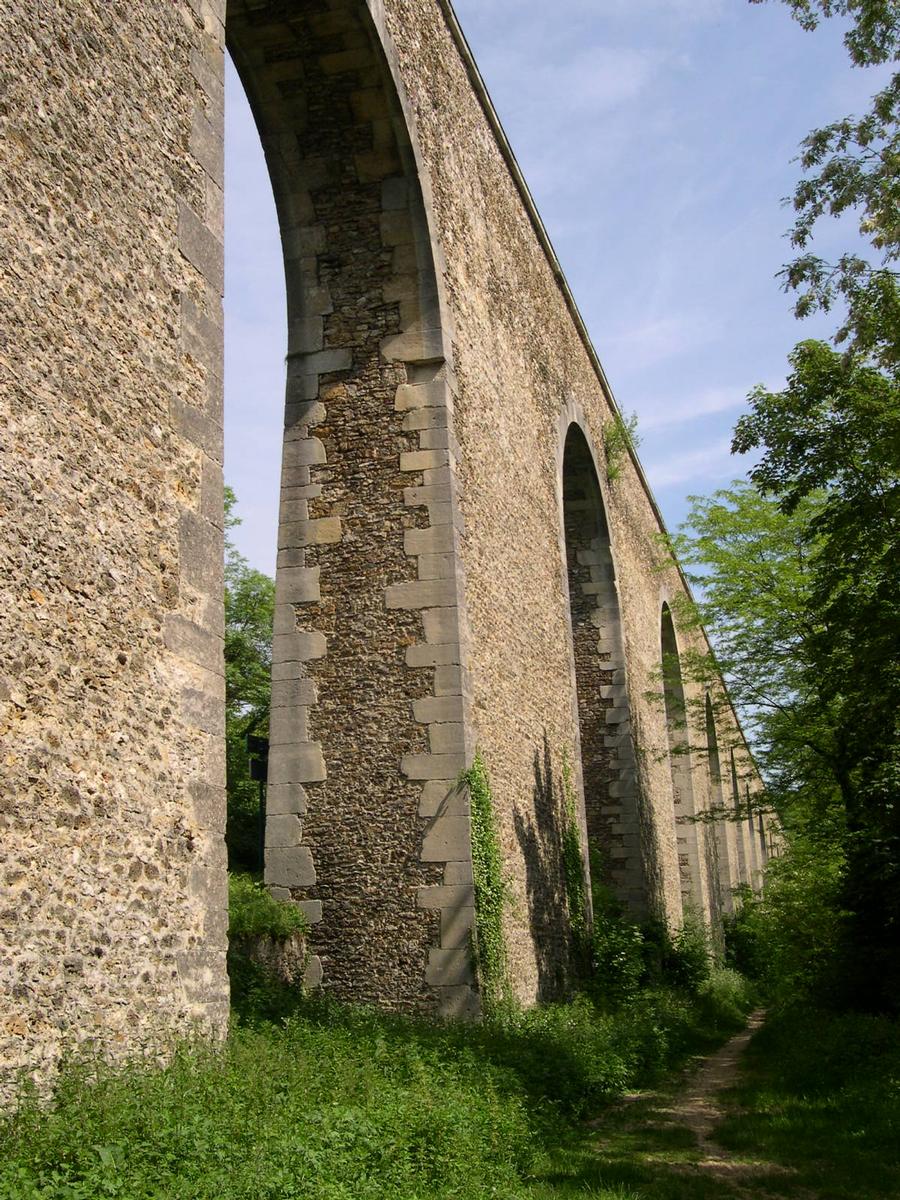 Buc Aqueduct, France 