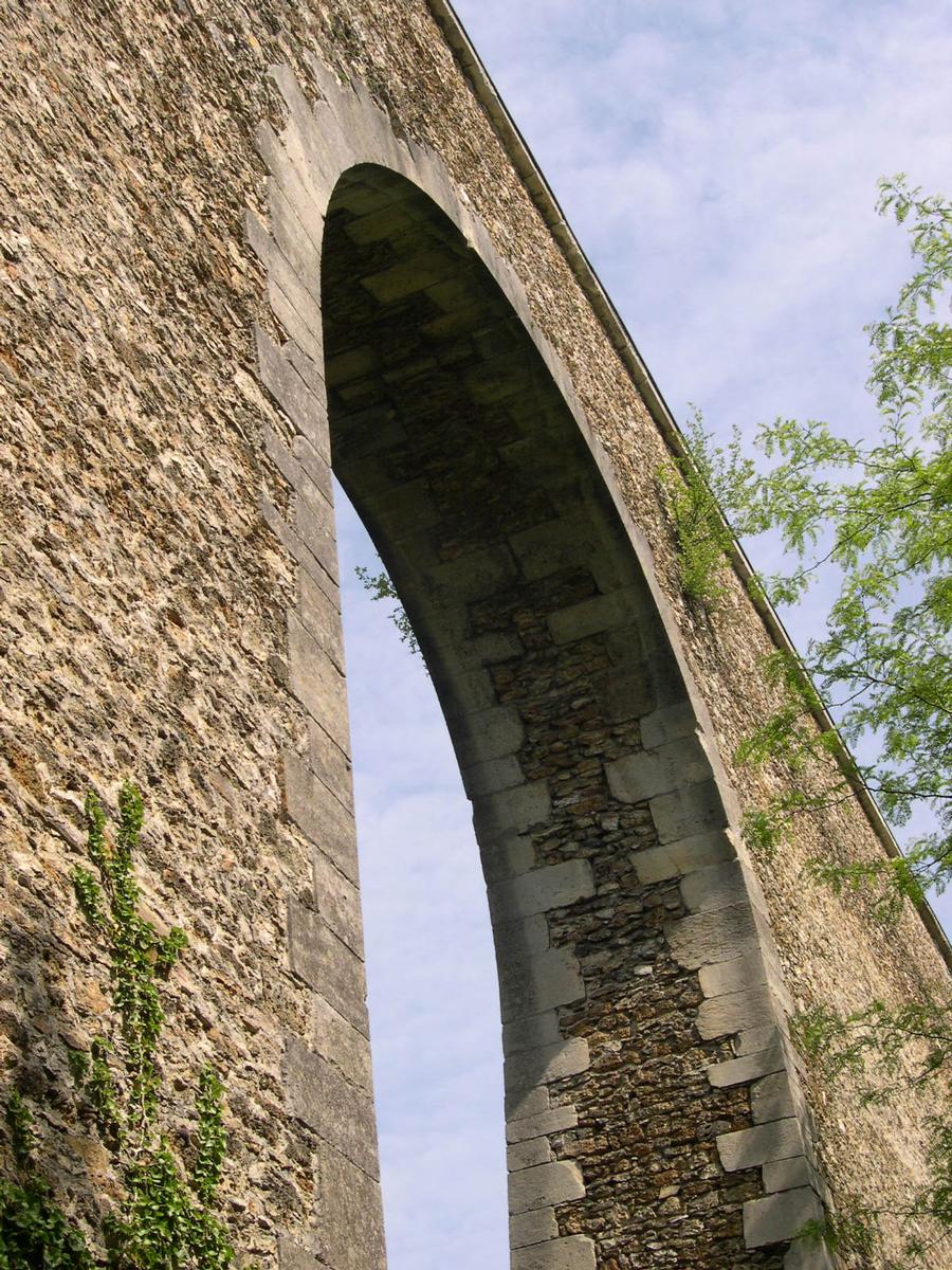 Buc Aqueduct, France 