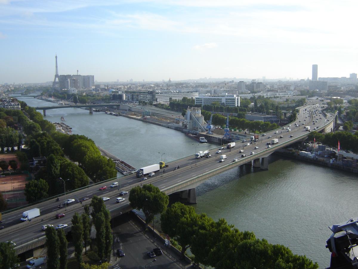 Pont Aval - Pont du Point du Jour- Paris 