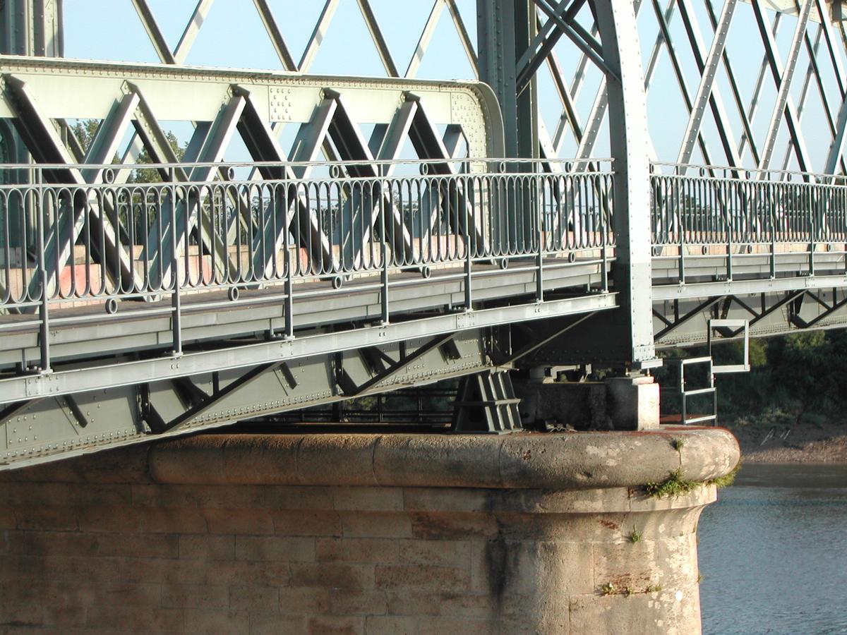 Garonnebrücke, Langoiran 