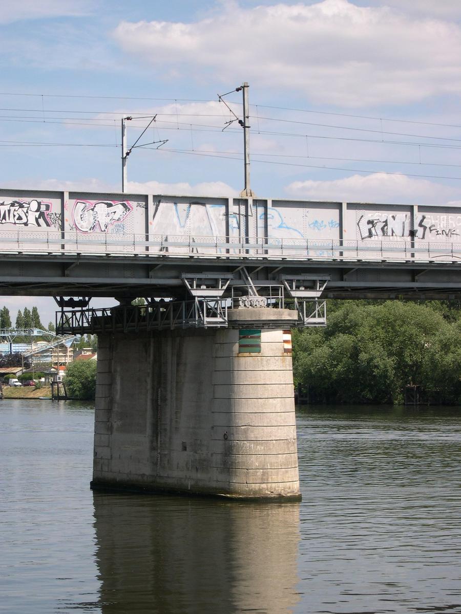 Eisenbahnbrücke Conflans 