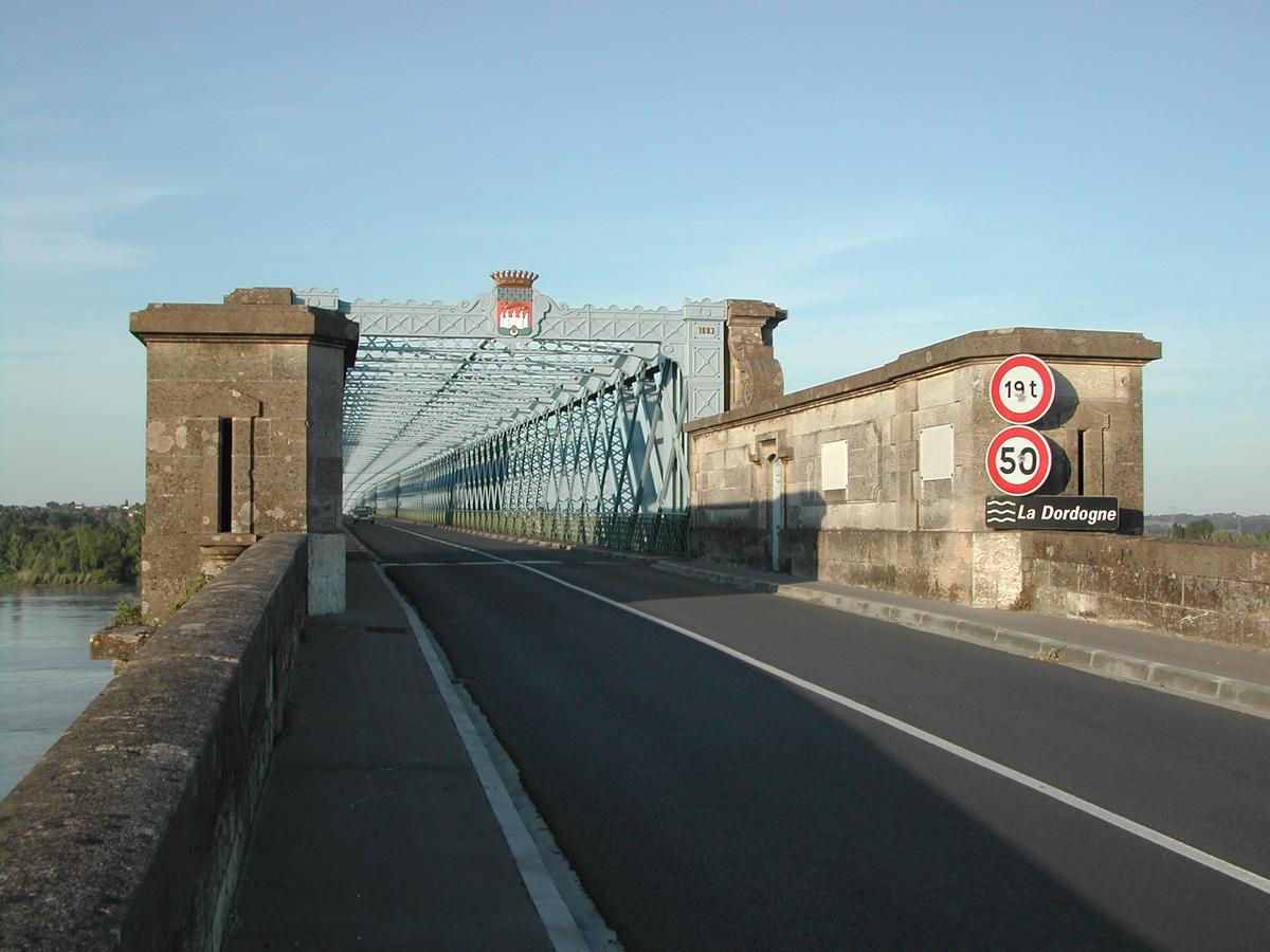 Strassenbrücke Cubzac 