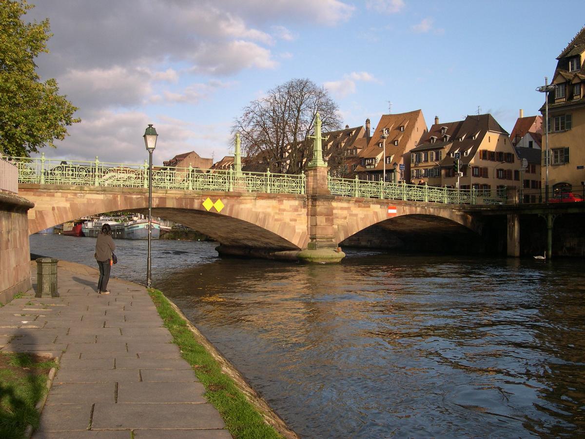 Pont Saint-Guillaume - Strasbourg, Bas-Rhin (67), Alsace, France 
