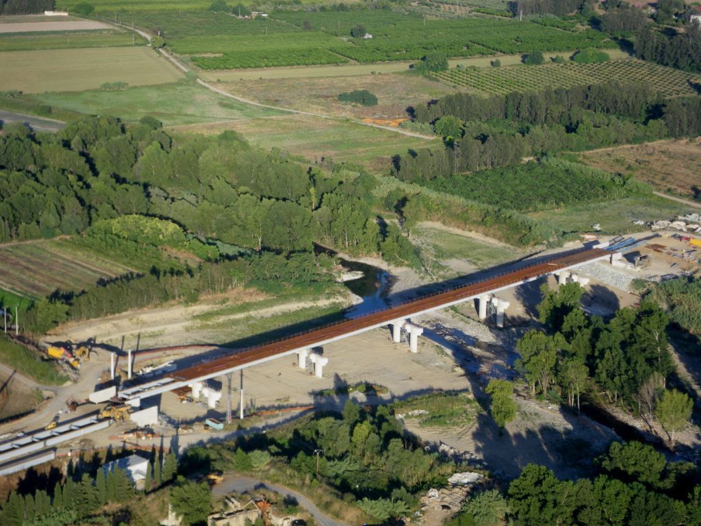 Golo Bridge 