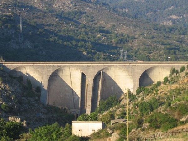 Calacuccia Dam 