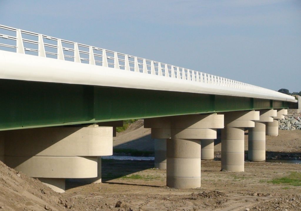 Golo Bridge 